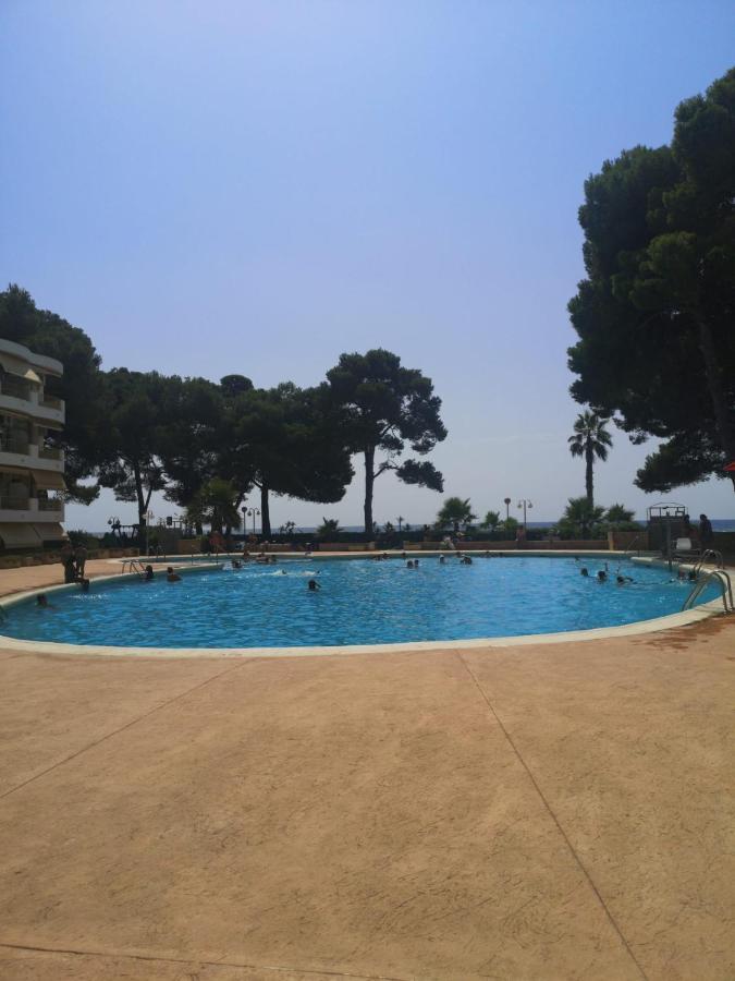Apartamento Frente Al Mar Кембрилс Екстериор снимка